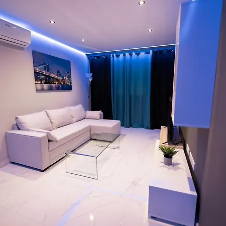 Aurea Apartment *